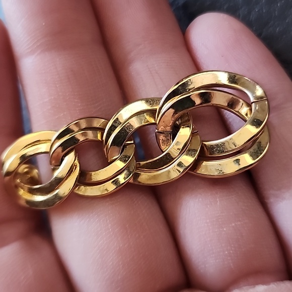 VTG Monet earrings - Picture 5 of 7